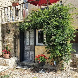 So Séjour chez l'habitant Saint-Pantaléon-les-Vignes